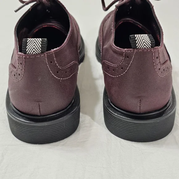 Mudd Womens Burgandy Oxfords Size 9 - Picture 3 of 8